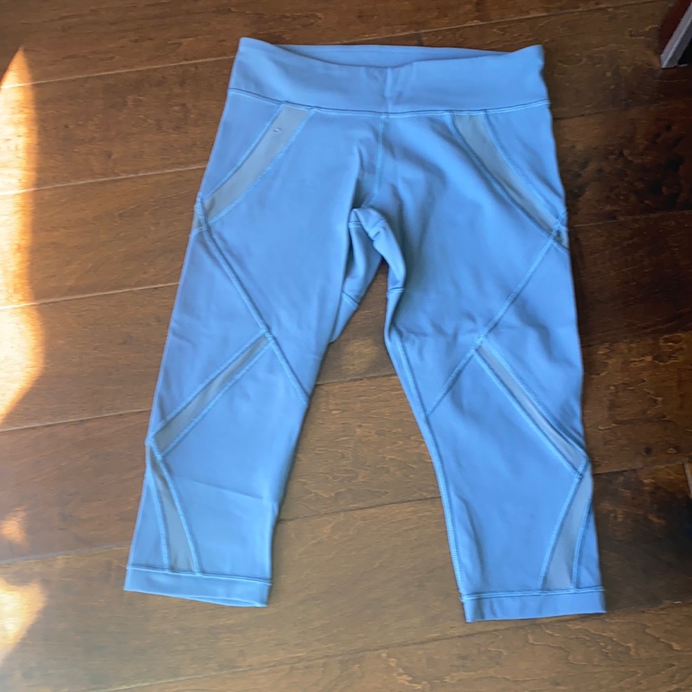 Lululemon crops